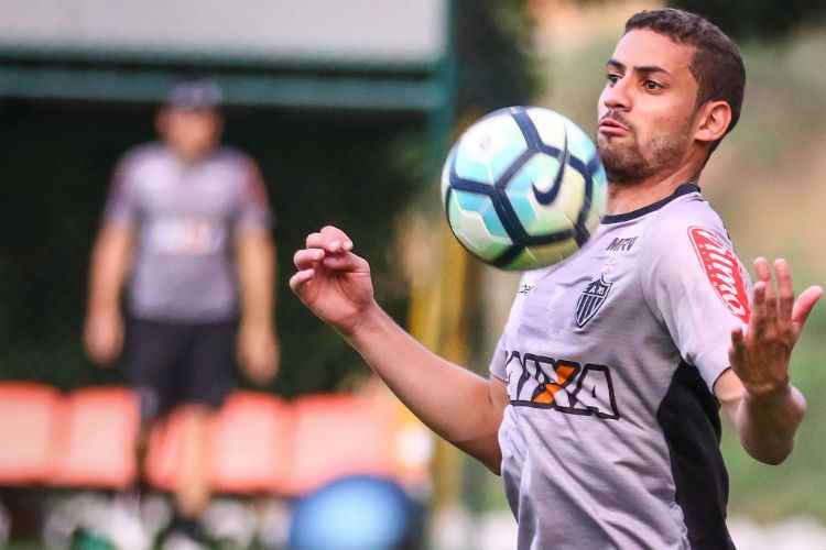 Zagueiro Gabriel explicou postagem no Twitter momentos antes da final da Copa do Brasil