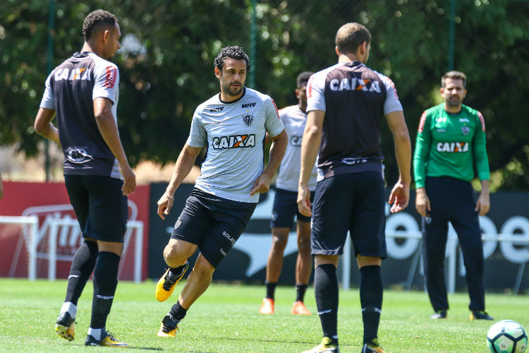 Fred em ação em treinamento nesta semana na Cidade do Galo, já sob orientação de Oswaldo