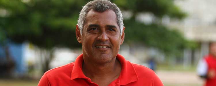 "A ideia do Íbis é chegar na Série A1. É o nosso foco maior" afirma o treinador Ricardo Souza