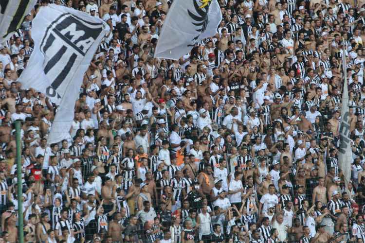 Torcida do Atlético poderá comprar ingressos de R$ 15 a R$ 100 para a partida contra o São Paulo