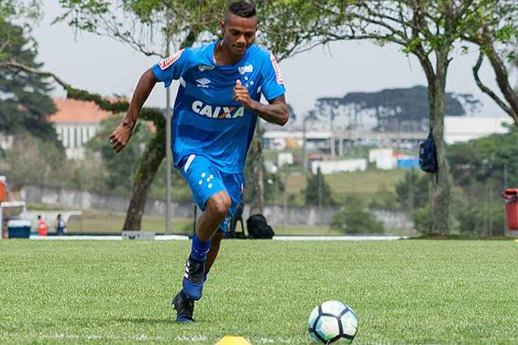 Vander está recuperado de lesão muscular e reforçará o Cruzeiro na decisão do Brasileiro Sub-20