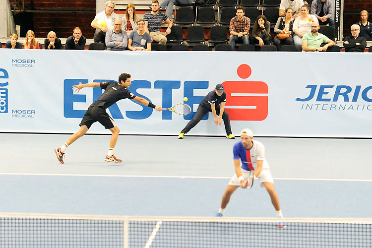 Ao lado do polonês Lukasz Kubot,Marcelo Melo caiu nas quartas de final no ATP 500 de Viena 