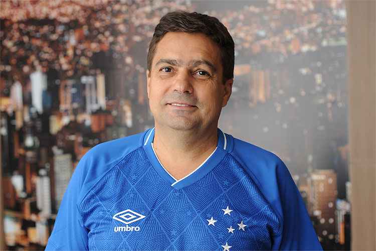 Ex-presidente do Ipatinga e empresário do ramo de crédito consignado, Itair Machado terá desafio de montar elenco do Cruzeiro para a disputa da Copa Libertadores de 2018, o grande objetivo do clube
