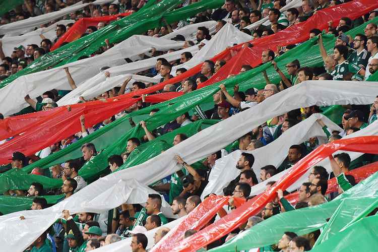 Torcida do Palmeiras se empolga com tropeço do rival Corinthians e lotará Allianz Parque nesta segunda
