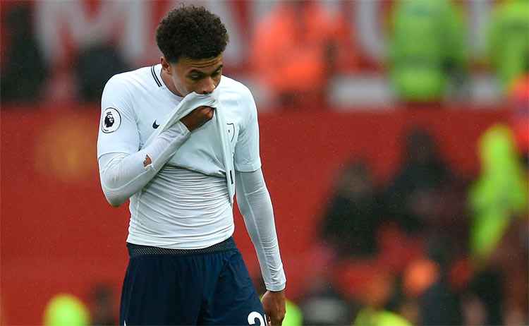 Dele Alli sofreu uma lesão na semana passada e chegou a ficar de fora do duelo diante do Crystal Palace
