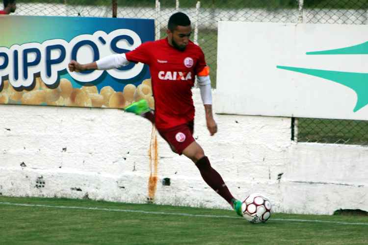 Rafinha espera contar com o apoio da torcida do Náutico na volta do time à Arena de Pernambuco
