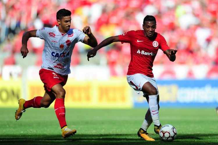 Internacional abriu o placar no Beira Rio, mas cedeu o empate ao Vila Nova, em jogo neste sábado