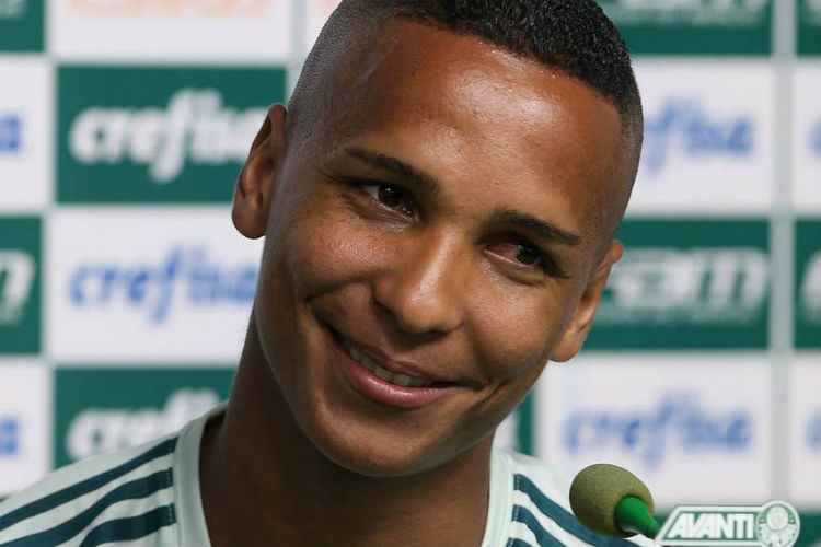 No último domingo, Deyverson foi um dos alvos de protesto da maior torcida organizada do Palmeiras