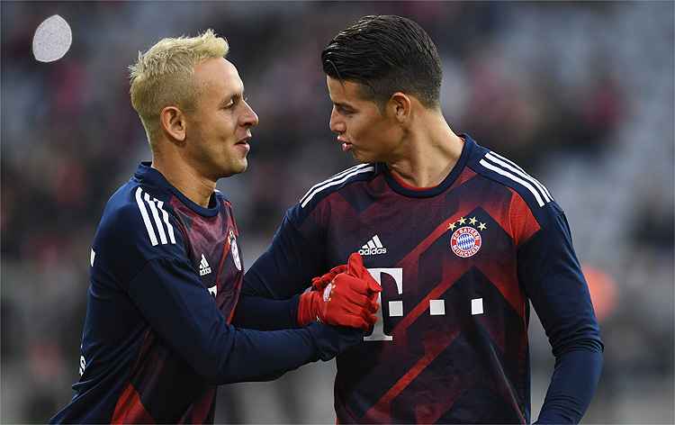 Rafinha (e) tem 15 jogos nesta temporada, dez como titular; brasileiro é peça importante do técnico Jupp Heynckes