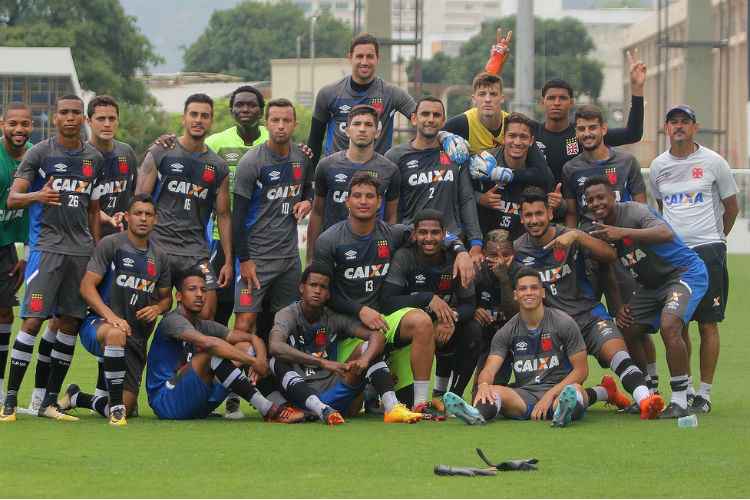 Um triunfo assegura a classificação do Vasco à Libertadores do próximo ano