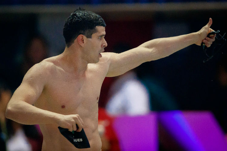 Phelipe Rodrigues comemora o ouro nos 50m livre (S10)