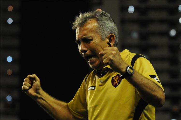 Nelsinho Baptista passou nove anos no Japão após ser campeão da Copa do Brasil pelo Sport, em 2008