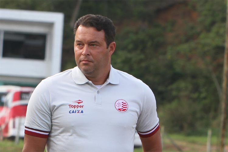 Aspecto comum entre os novatos é o fato de muitos já terem atuado com Roberto Fernandes