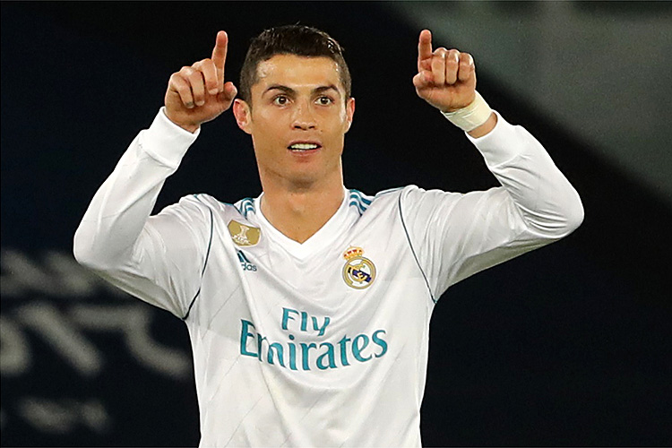 Astro português Cristiano Ronaldo comemora seu sétimo gol em Mundiais da Fifa