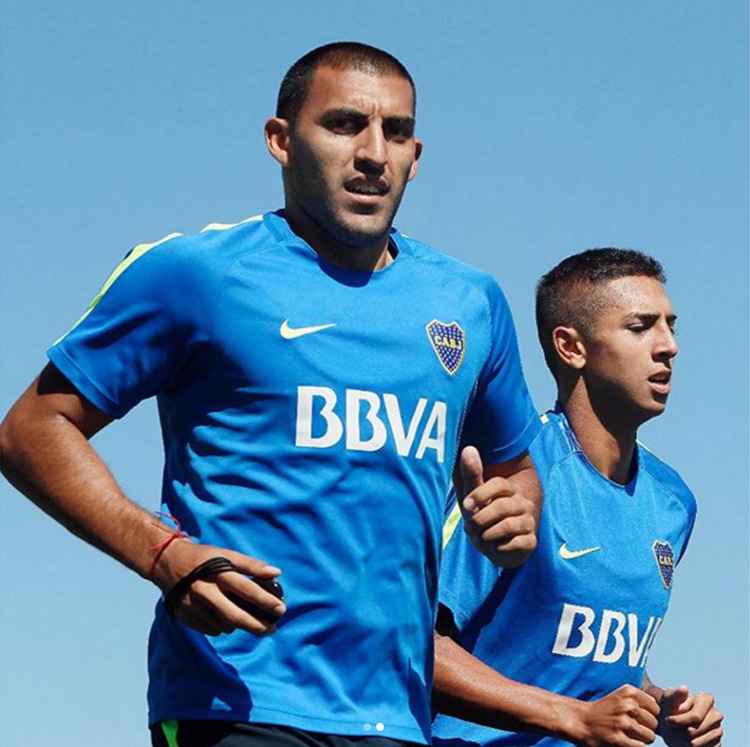Wanchope Ábila assinou contrato com o Boca Juniors até 2020