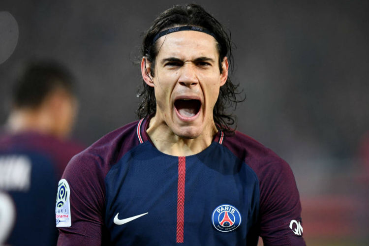 Atacante uruguaio Edinson Cavani marcou um dos gols da vitória do PSG sobre o Caen