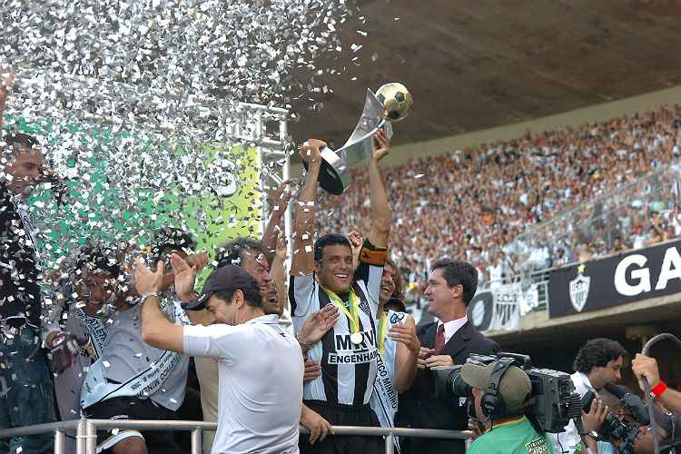 Após ser rebaixado em 2005, Atlético subiu para a Série A em 2007 com o título da Segunda Divisão em 2006