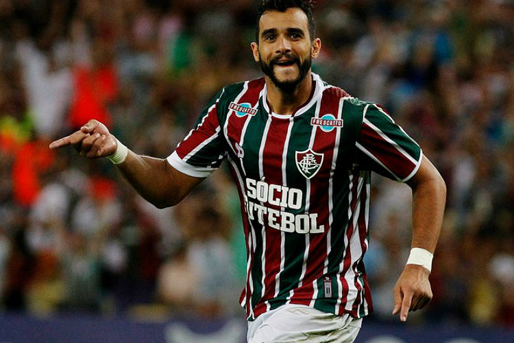 Henrique Dourado é aposta do Corinthians para substituir Jô; ambos foram artilheiros do Brasileirão