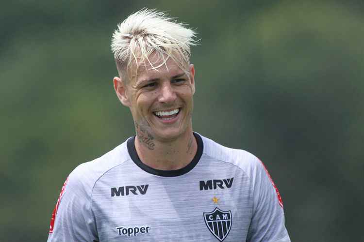 Atacante, que despontou bem no Criciúma, foi titular Palmeiras em 2016, mas teve 2017 irregular