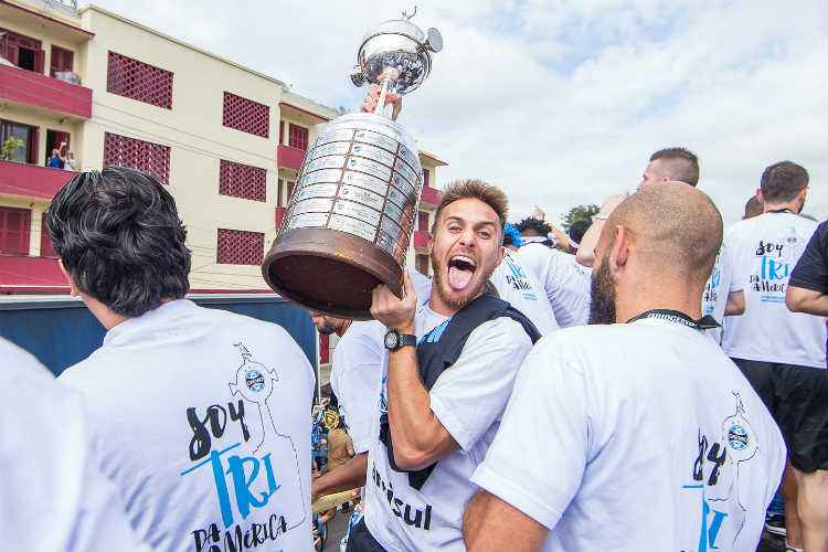 Com atuação segura, foi decisivo para o tricampeonato do Grêmio na Libertadores