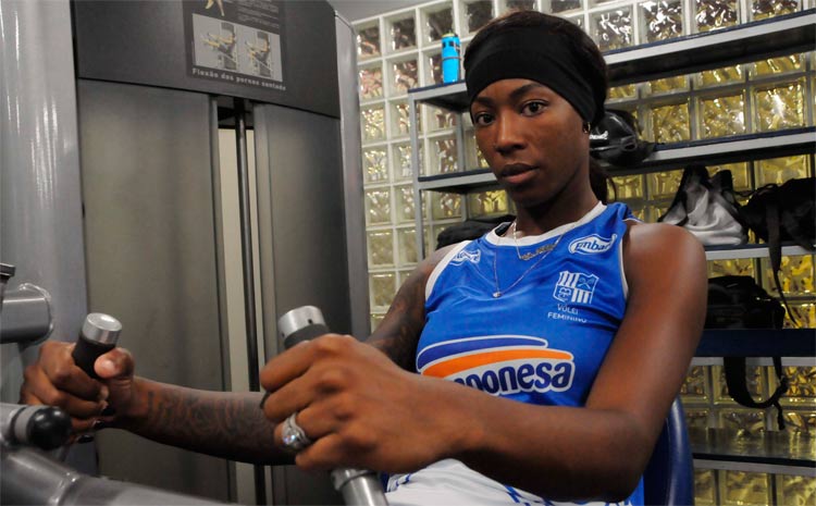 Para Hooker, escalação da adversária é um sinal positivo das mudanças pelas quais o mundo passa 