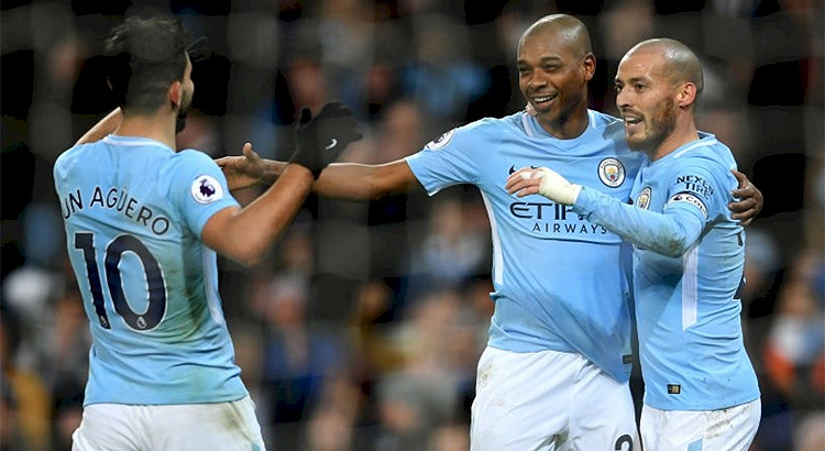Fernandinho marcou um dos gols da vitória do Manchester City nesta quarta-feira