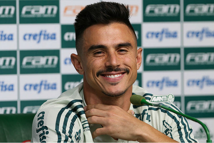 Willian trabalhou com Tite no Corinthians, onde foram campeões em 2011 do Campeonato Brasileiro
