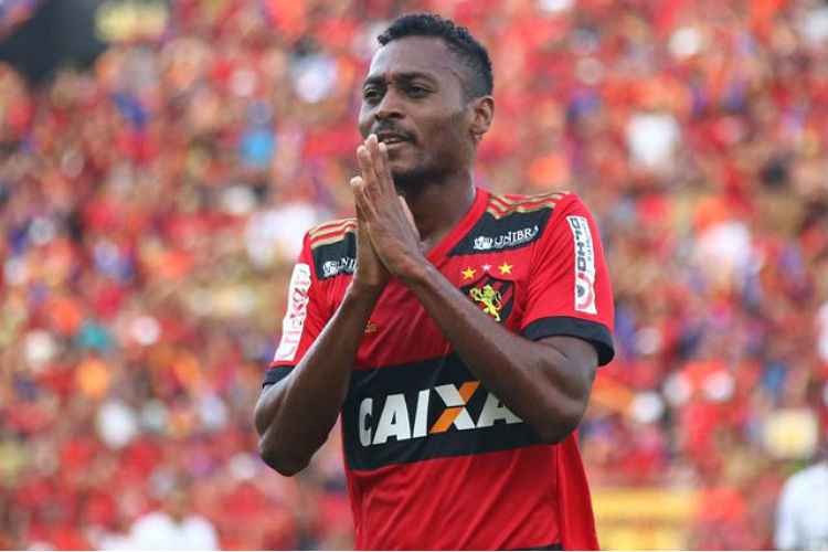 Marquinhos atuou em 20 partidas pela equipe do Pernambuco e marcou um gol, na temporada 2017