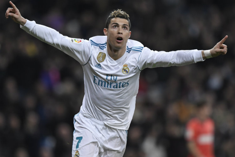 CR7 se tornou o maior goleador da Liga dos Campeões ao marcar 100º gol pelo Real Madrid