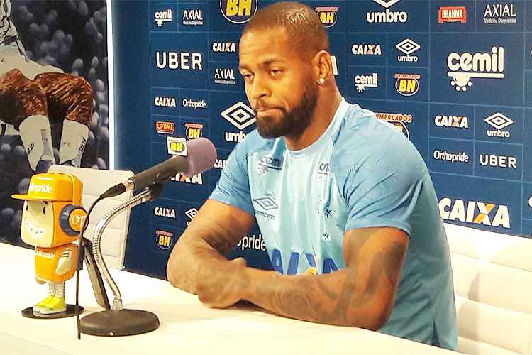 Dedé pode voltar a campo neste sábado, na partida do Cruzeiro contra o Villa Nova