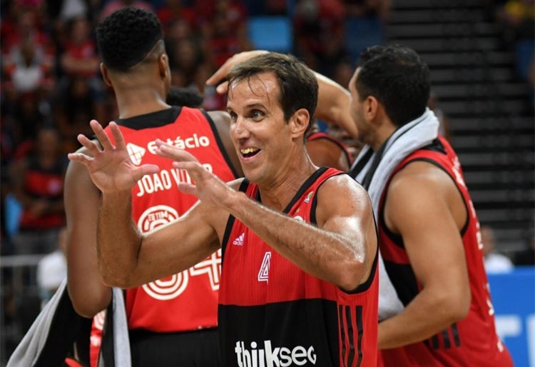 Ala Marquinhos foi o cestinha da partida pelo Novo Basquete Brasil com 23 pontos