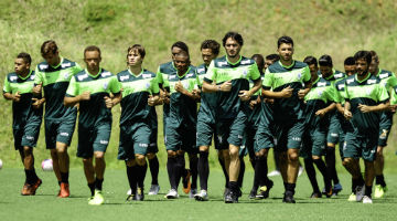 Grupo alviverde será reforçado para a Série A; zagueiros são alvos necessários