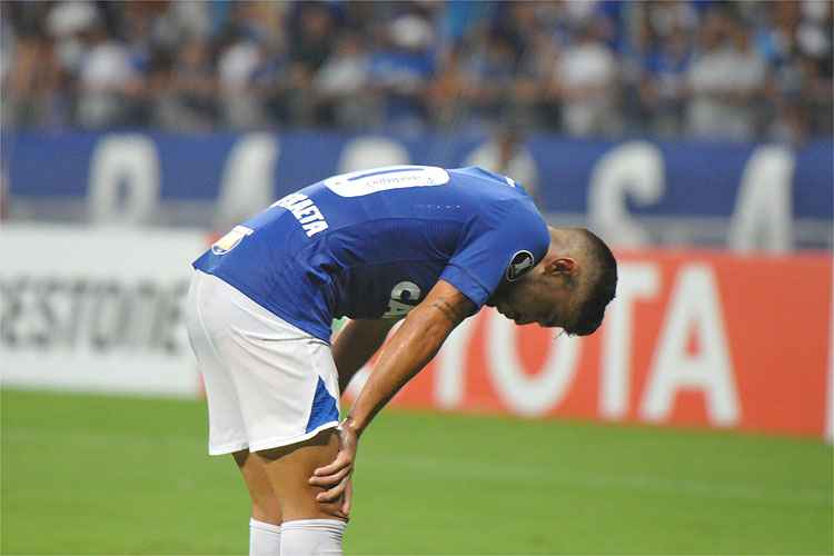 Arrascaeta lamenta lance em empate do Cruzeiro com o Vasco por 0 a 0 no Mineirão