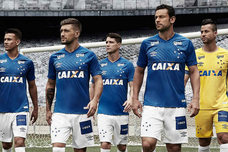 Camisa do Cruzeiro foi lançada no início da temporada; nesta sexta, clube lança uniforme branco