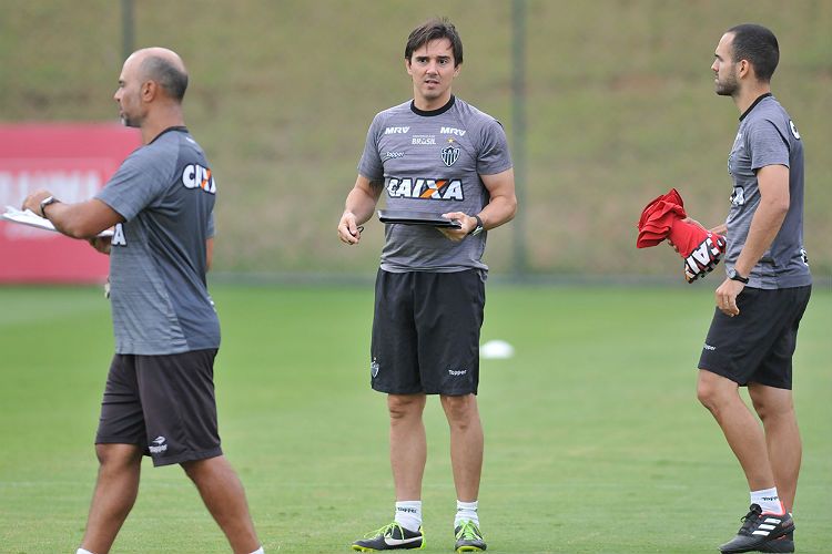 Thiago Larghi não contará com o zagueiro e capitão Leonardo Silva pela segunda partida consecutiva