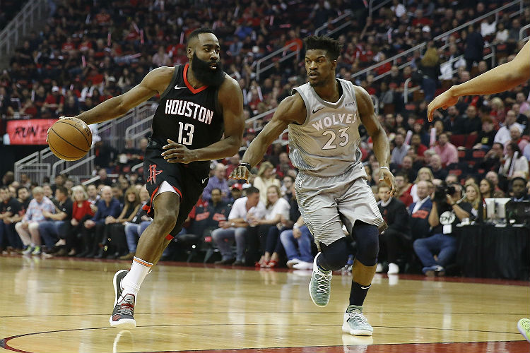 James Harden anotou 44 pontos e deu oito assistências em vitória do Rockets em casa sobre Wolves