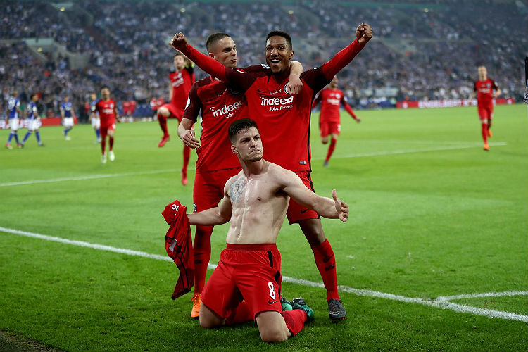 Classificação do Eintracht Frankfurt veio com um gol de Luka Jovic, aos 30 minutos do segundo tempo