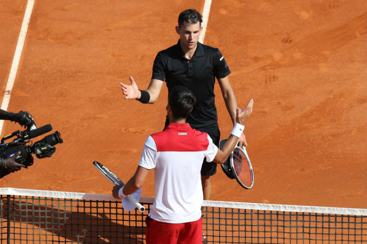 Dominic Thiem venceu o Novak Djokovic por 2 sets a 1 e avançou às quartas de final em Montecarlo