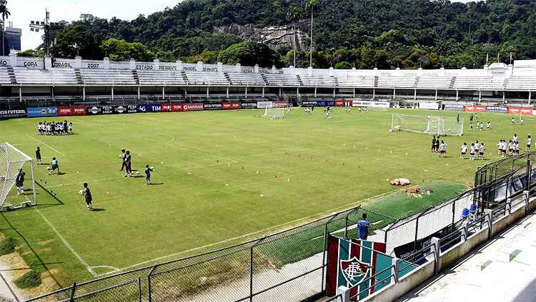 Estádio das Laranjeiras, que pertence ao Fluminense, receberá delegação do Cruzeiro nesta terça-feira