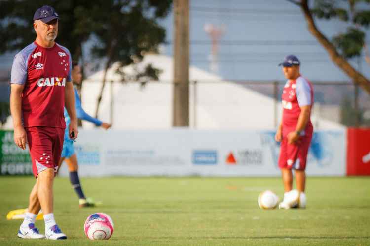 Mano não comandou nenhum trabalho tático antes do jogo contra o Botafogo