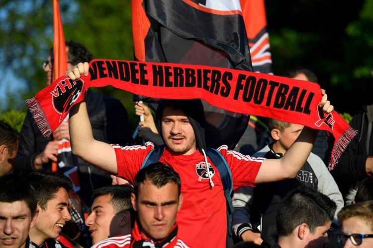 Time da terceira divisão foi derrotado para o Paris Saint-Germain
