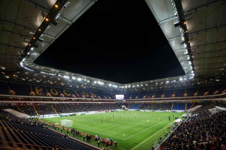 Nos dois testes anteriores, a capacidade ainda da Arena Rostov era reduzida, devido às obras no local