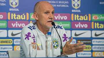 Taffarel falou nesta manhã na Granja Comary