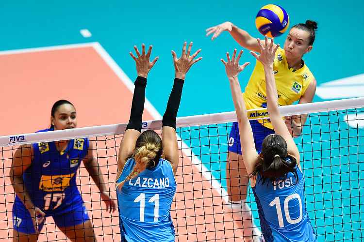 Brasil passou pela Argentina por 3 sets a 0, em apenas 1 hora e 13 minutos de partida