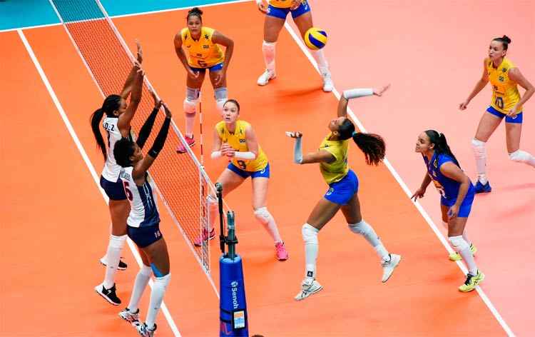 Brasileiras não encontraram dificuldade para bater a República Dominicana por 3 sets a 0