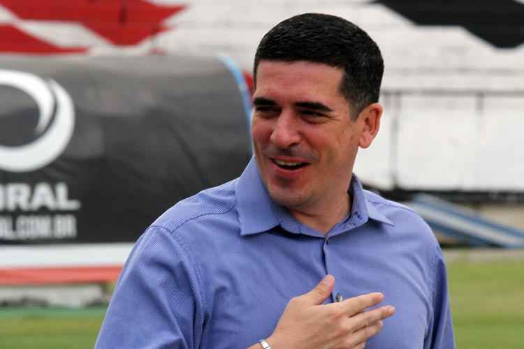 Constantino Júnior: "Vai depender muito das necessidades que o nosso treinador apontar"