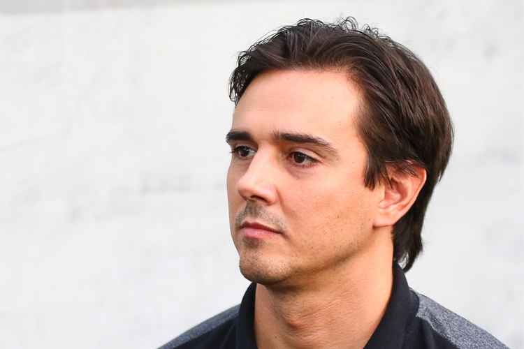 O técnico Thiago Larghi definiu a escalação do Atlético para a partida contra a Chapecoense