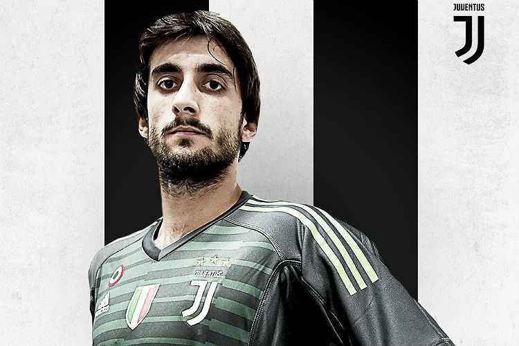 Posto de goleiro titular da Juventus está vago após 17 anos, após a saída de Buffon, aos 40 anos