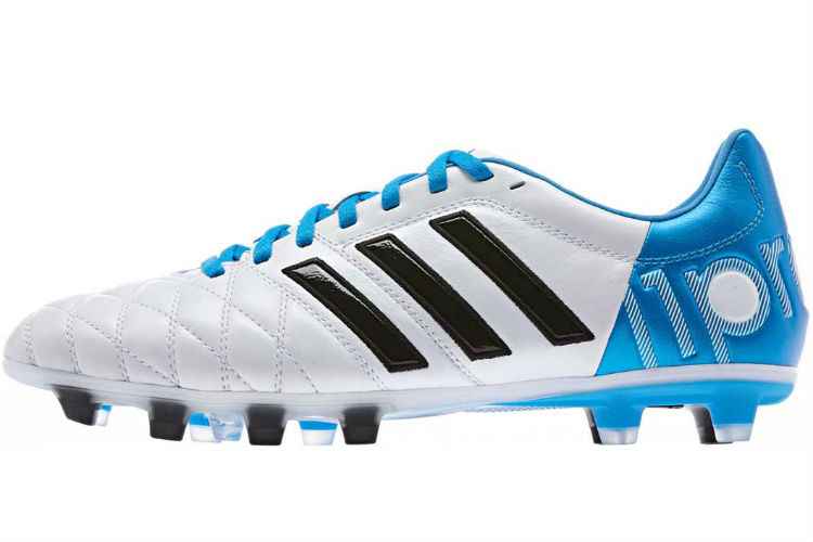 Adidas 11pro - Utilizada por: Toni Kroos