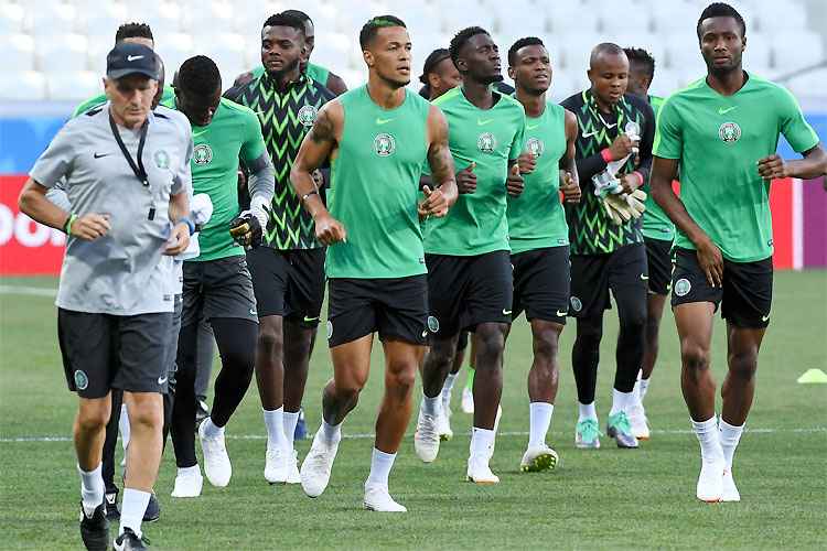 Após derrota para Croácia na estreia, Nigéria terá que superar rígida barreira defensiva da Islândia